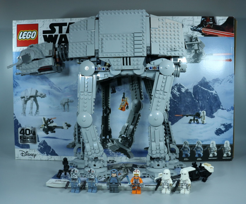 Lego Star Wars: AT-AT 75288 (100% Complete)