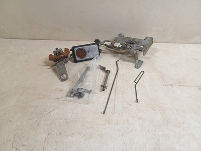 BRiggs & Stratton I/C 13.5 HP Model 28R7 07 Governor Assembly Throttle Plate