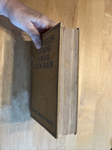 Vintage 1942 The Boston Cooking School Cook Book by Fanny Merritt Farmer - Picture 5 of 24