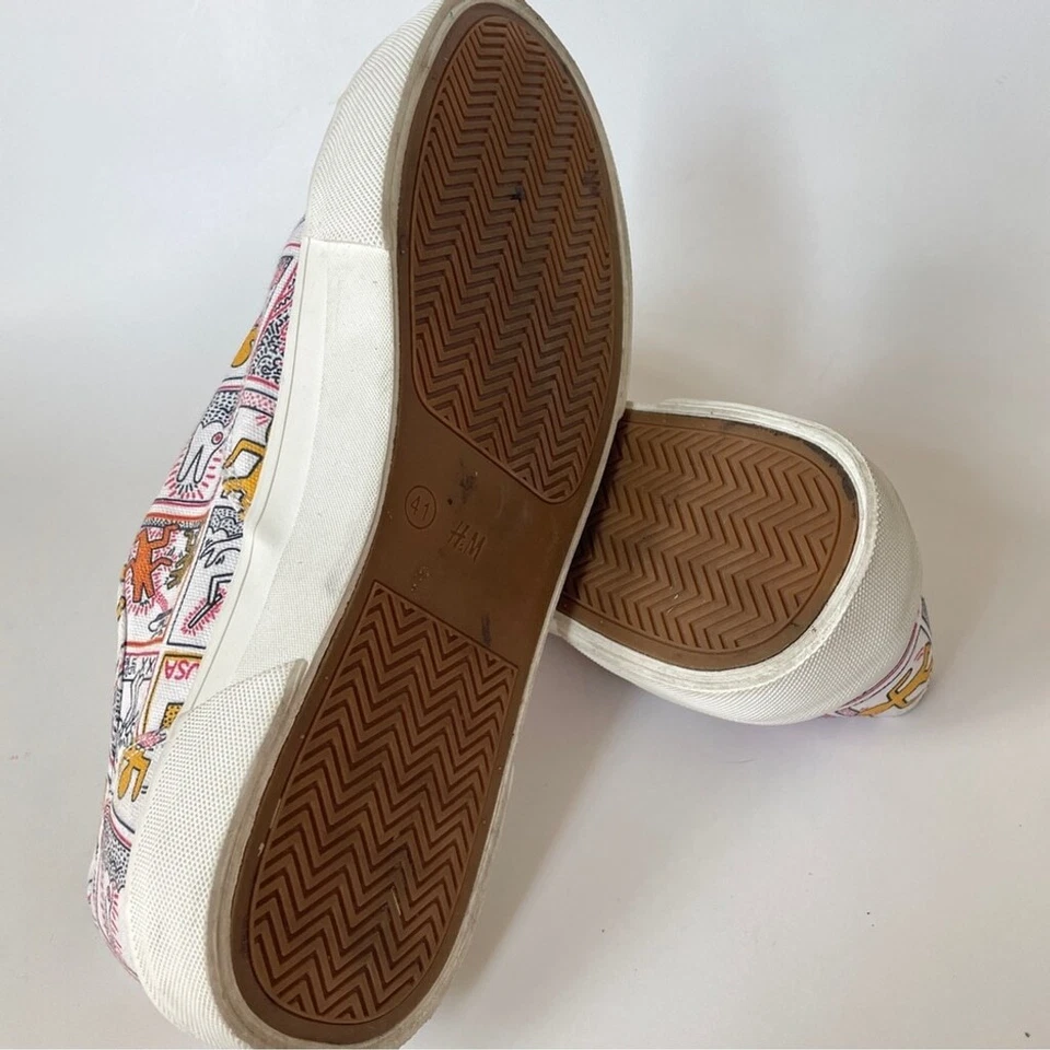 H&M Men’s Keith Haring Limited Edition Pattern White Canvas Sneakers Graphic 8.5 - Image 4 of 4