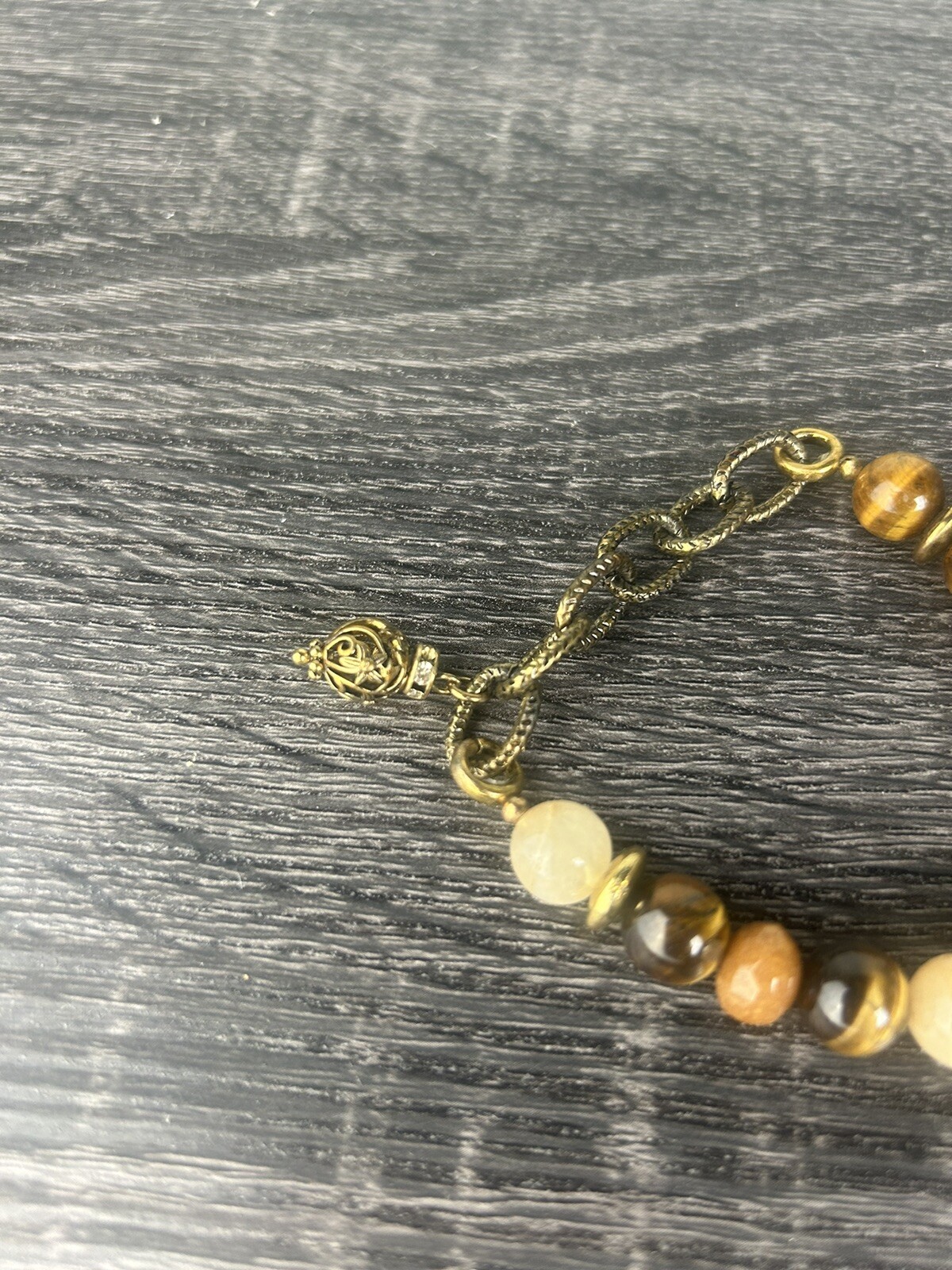 Picture 2 of 4