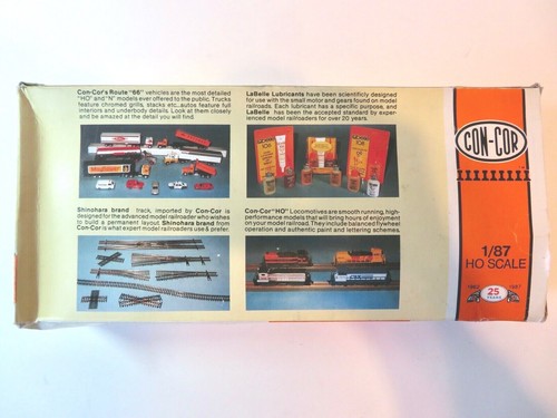 Bachmann HO Scale AMTRAK Crane Car & Floodlight Car #46105 - Picture 11 of 11