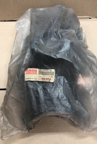 YAMAHA DT175 DT125 1982 1983 1984 Inner Fender 18G-21620-00 Genuine Japan N.O.S - Picture 5 of 6