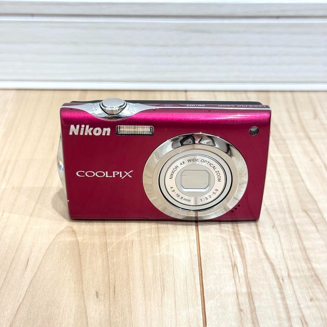 Nikon COOLPIX S4000 Red 12MP Compact Digital Camera 4x Zoom