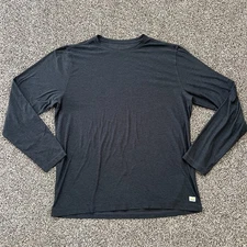 Vuori T-Shirt Mens XL Gray Long Sleeve Tee Performance Training Gym Strato Tech