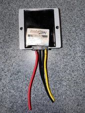 INSTALL BAY DC / DC VOLTAGE 10AMP STABILIZER USED P/N L-IBVSTABL