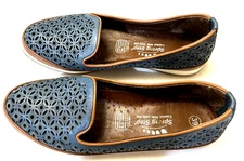 Spring Step Blue Laser Cut Leather Euro Size 39 USA Size 8.5-9 Women's Flats