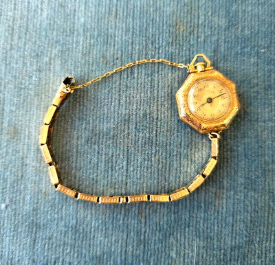 DAMENUHR DIEL W.C.Co. GOLD 14 Kt. ART DECO MECHANISCH ESEF W. Co. 1920