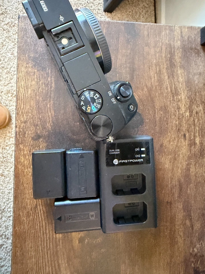 Sony A6000 Mirrorless Digital SLR Camera - Black + 4 Batteries and Charger - Image 3 of 4