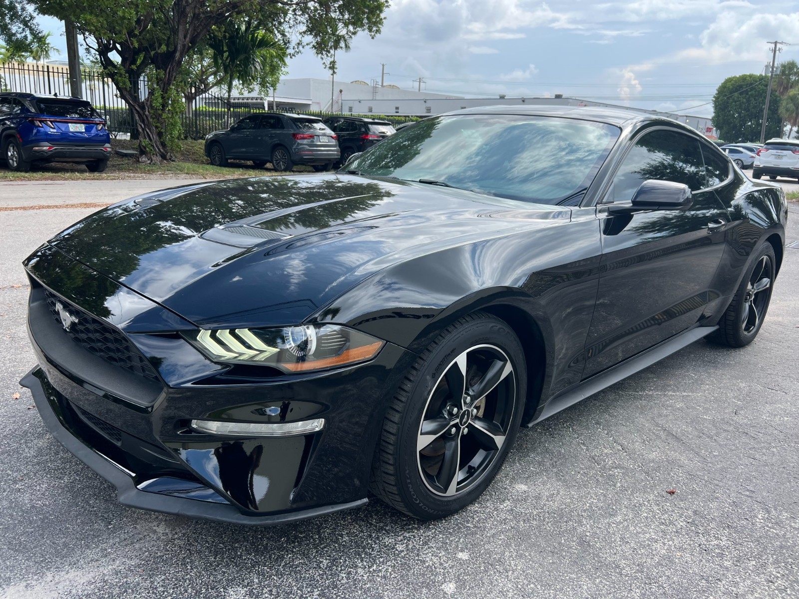 Ford Mustang - Image 11