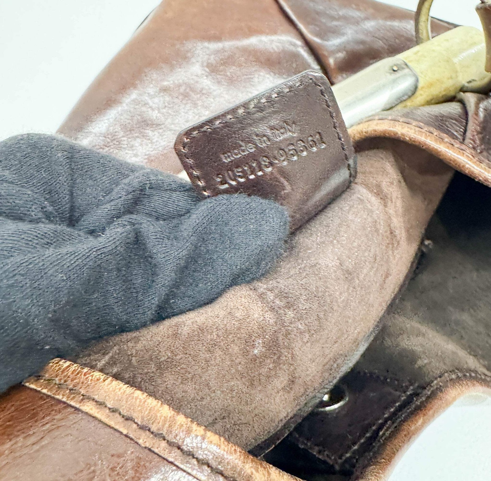 SAINT LAURENT Mombasa Brown Leather Shoulder Bag thumbnail 19