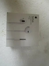 Genuine Apple EarPods A1472 3.5mm w/ Remote In Ear Canal Headset Headphones Box