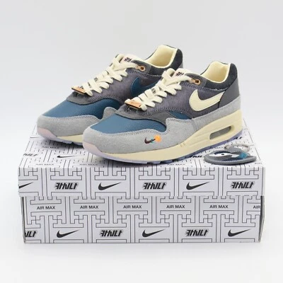 DQ8475-001 Kasina Nike Air Max 1 Won-Ang Grey Dark Blue Teal Green Sail (Herren)