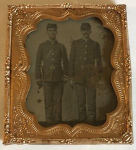 Vintage Tintype Civil/Indian? War Soldiers Standing 1/6 Plate Mat/Glass/Frame