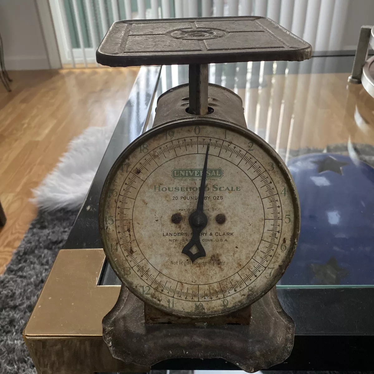 Old fashioned food clearance scale