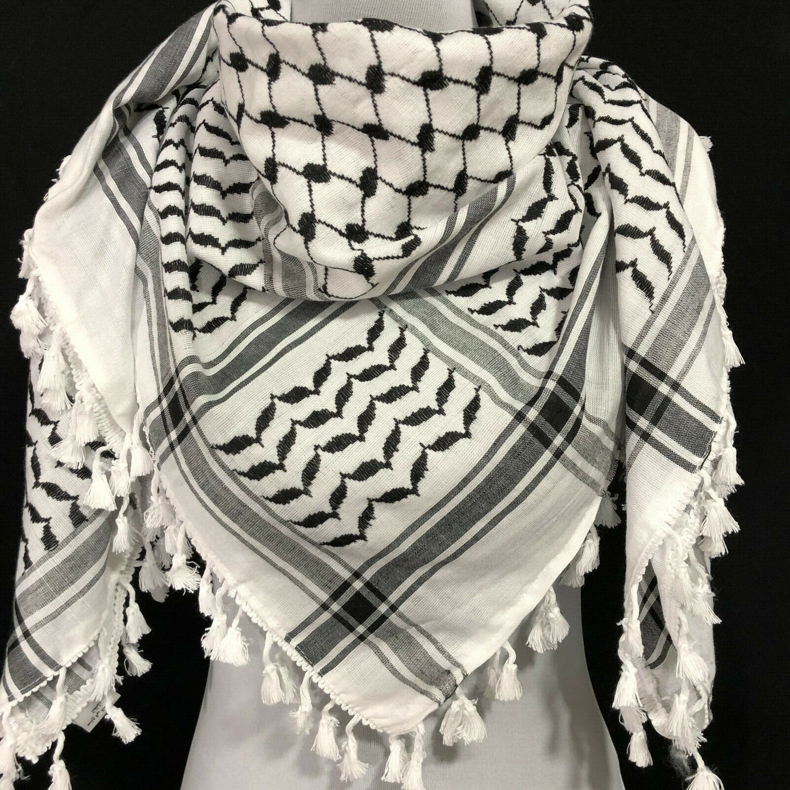 Arafat Palestinian Shemagh with Tassels – Al Firdaws