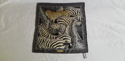 Salvatore Ferragamo Seidentuch Einstecktuch Zebra Giraffe Leopard Ca. 43 X 41 cm - Bild 1 von 4