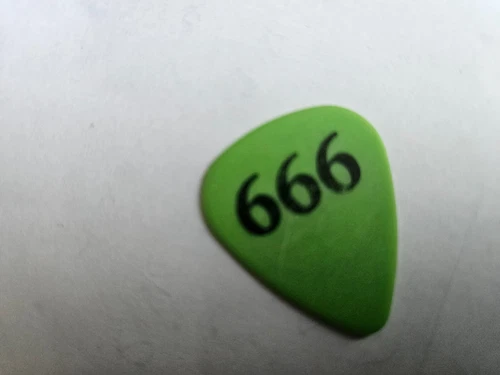 Pearl Jam pick Mike McCready Pick Green Rat666 pick Early 90s RARE - Picture 2 of 2
