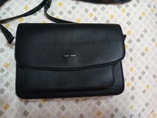 PIXIE MOOD Purse Bag Zoe Black Crossbody Vega...