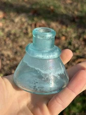 INKWELL - REC. WILMINGTON DE - ANTIQUE WRITING FLUID BOTTLE CONE INK DEEP AUQA