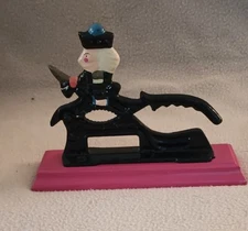 Modern Old Fashioned Style Metal Nut Cracker with Wood Base