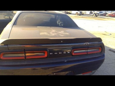 Trunk/Hatch/Tailgate With Spoiler Moulded In Black Fits 15-16 CHALLENGER 5281231