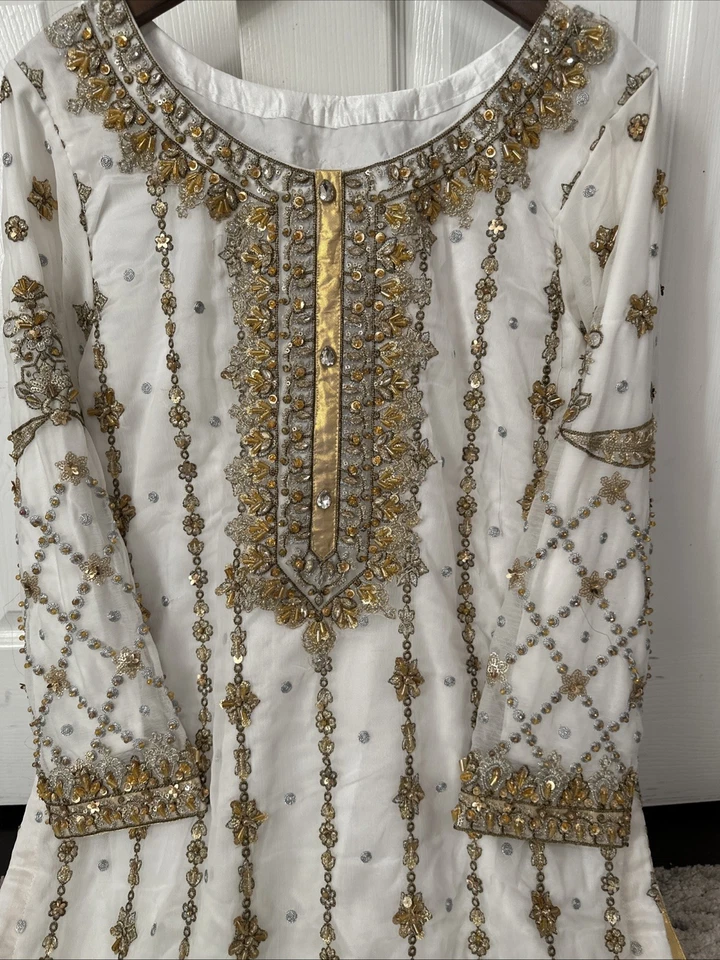 Busto paquistaní Shalwar Kameez bordado de gasa 46 con elegante Duppatta largo Foto 4 de 4