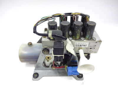 Mercedes CLK W208 Cabrio Verdeckpumpe Hydraulikpumpe 7 Ventile A2088000030