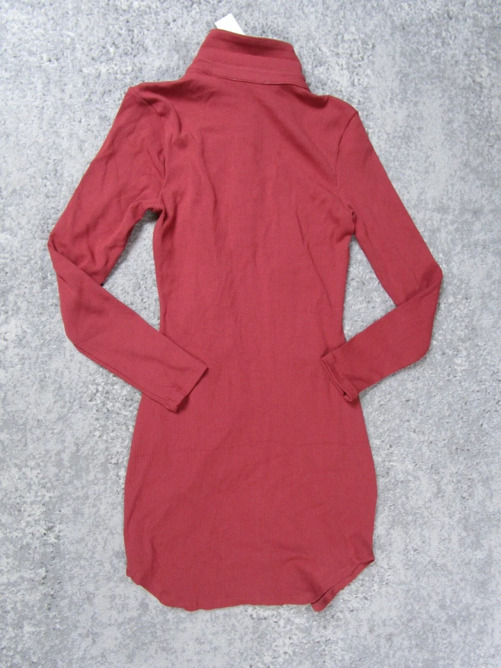 Camisa Timing Mujer Pequeña Túnica Abotonada Ajustada Roja Manga Larga Cuello Top Foto 2 de 4