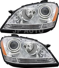 For 2006-2007 Mercedes Benz M Class Headlight Halogen Set Pair