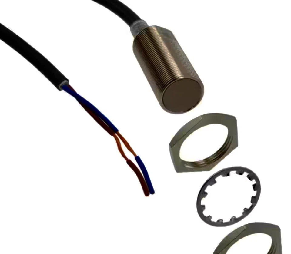 E2E-X7D1-N, 2 WIRE, M18, 7MM SENSING DISTANCE, TUBULAR PROXIMITY SWITCH OMRON - Image 2 of 4