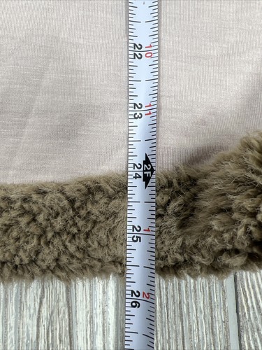 Altar'd State Neapolitan Colored Faux Fur Open Vest Bodywarmer Womens SZ M - Picture 3 of 9