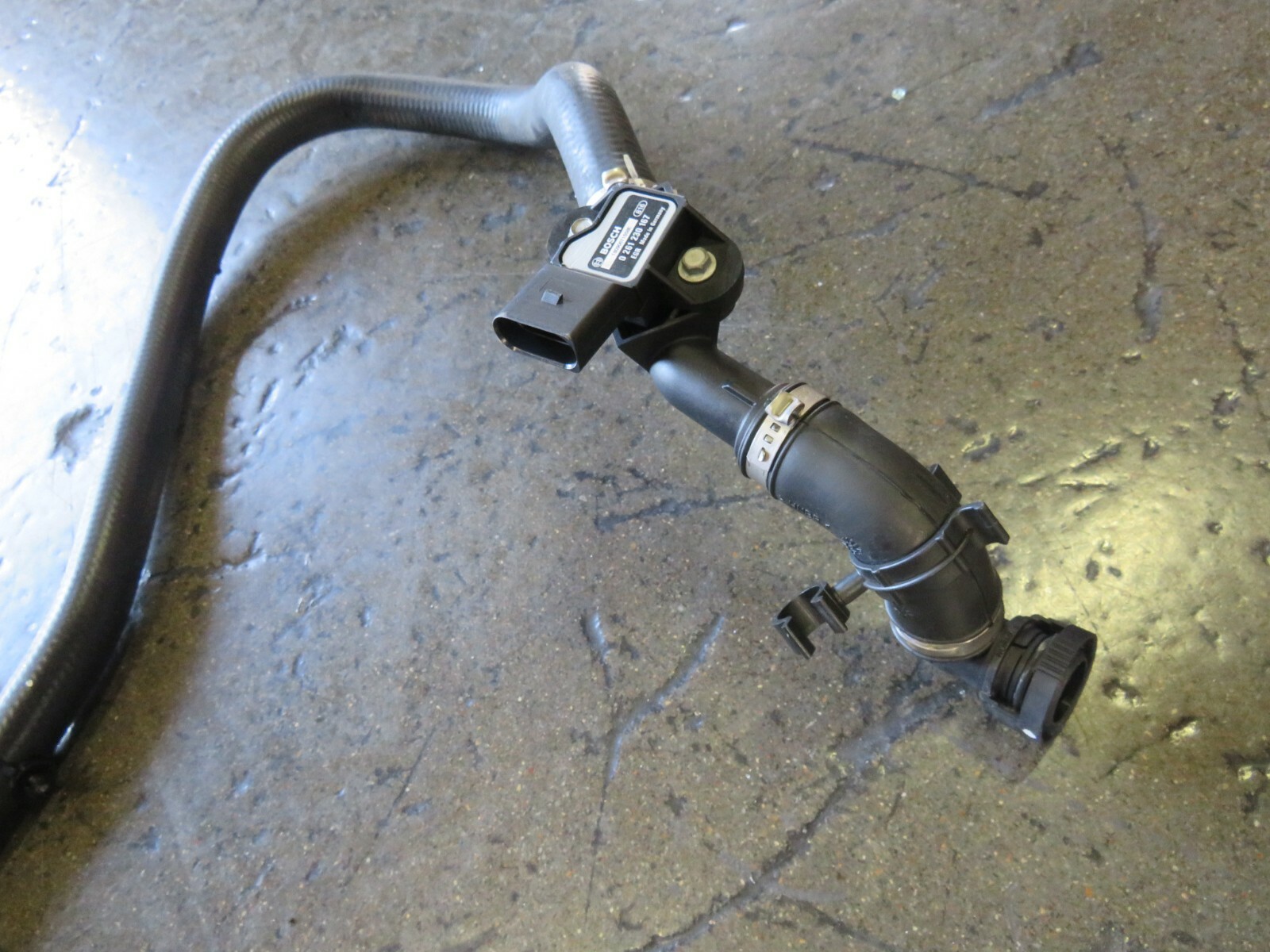 McLaren 600LT, Air Hose, Used, P/N 13F0524CP