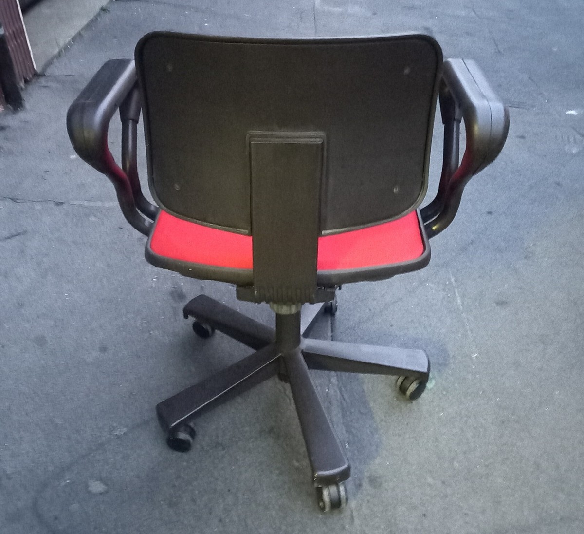 Sedia da scrivania Edys Produzione Olivetti Synthesis