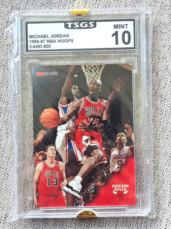 MICHAEL JORDAN 1996-97 NBA HOOPS CHICAGO BULLS BASKETBALL CARD 20 GRADED MINT 10