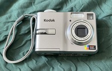 Kodak EasyShare C743 7.1MP Digital  Camera for Parts or Repair Only