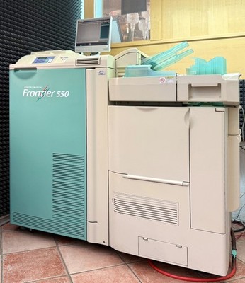 Minilab Fuji Frontier 550 gebraucht in gewarteten Zustand