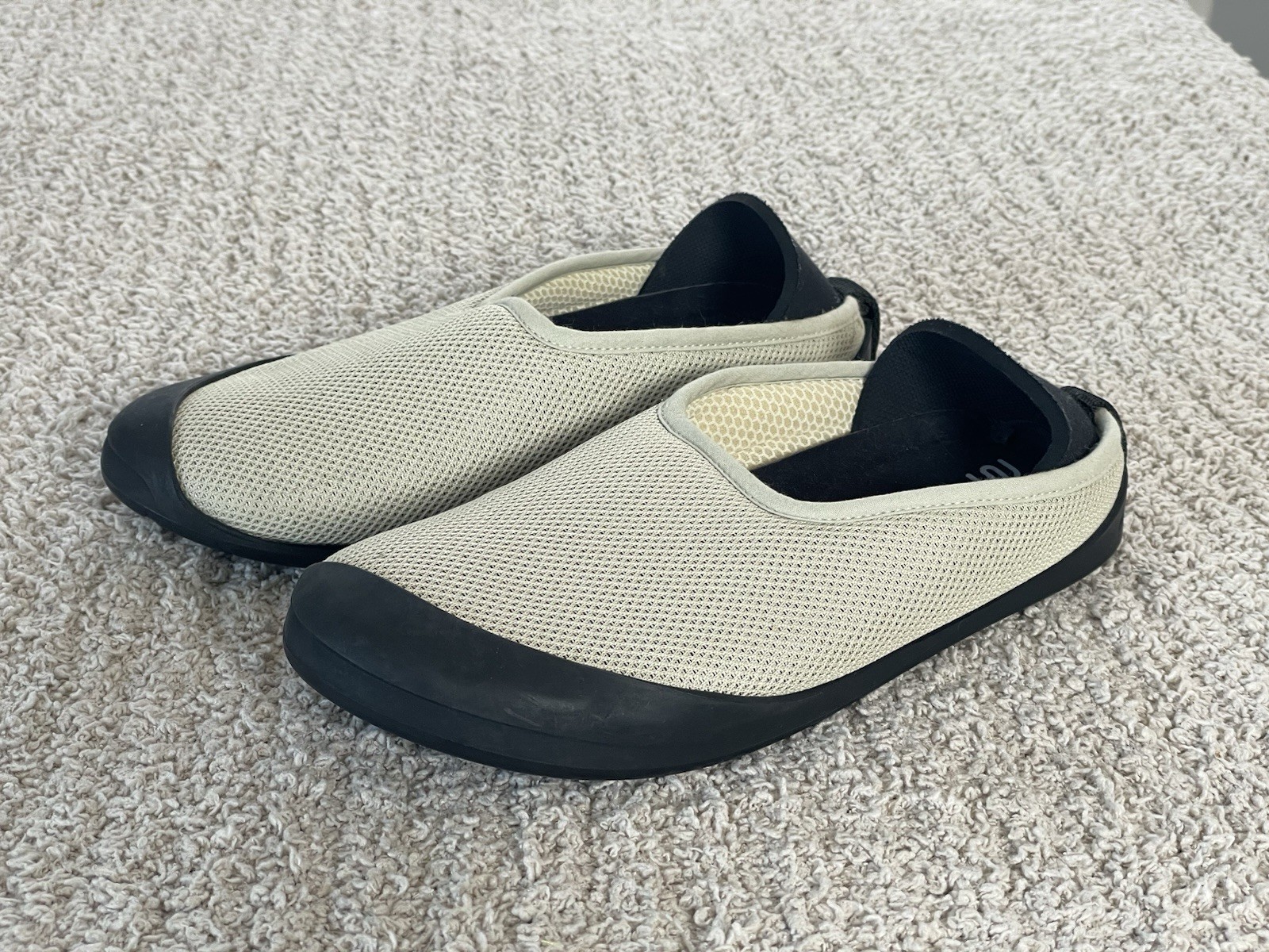 SAOLA Scarpe estive solari Mahabis ciabatte ibride beige avorio rete suola nera US 6 5