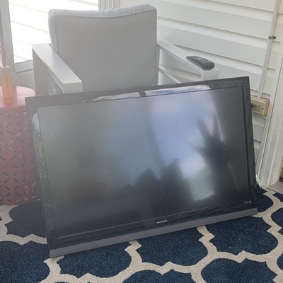 Sharp Aquos 42-Inch TV Liquid Crystal TV Good Quality LC-42SB48UT