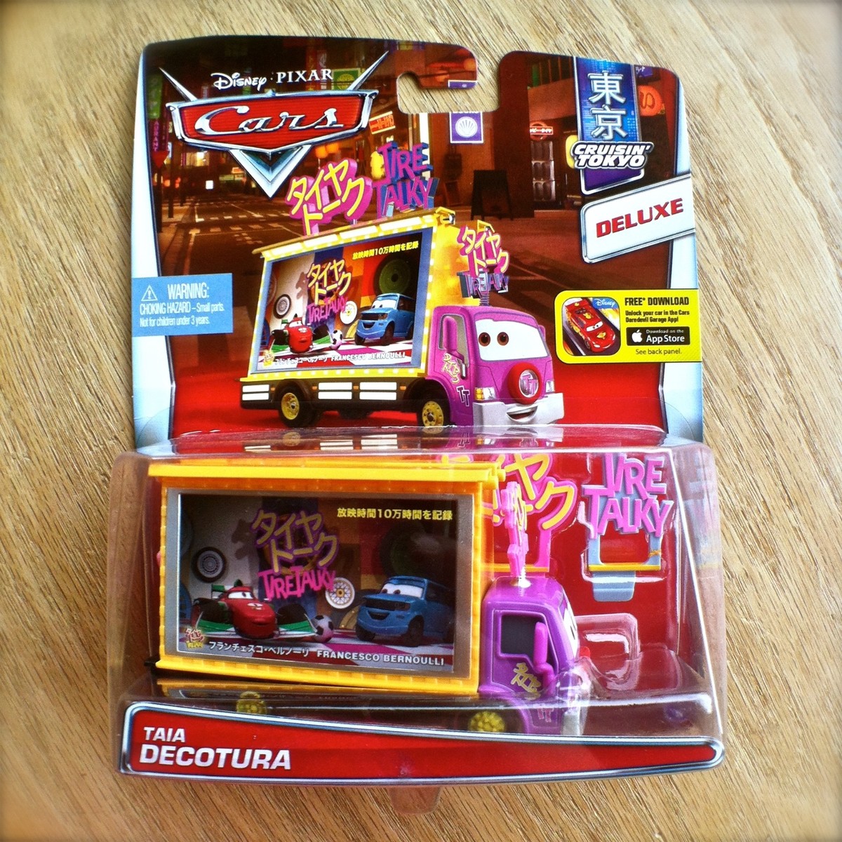 Disney PIXAR Cars TAIA DECOTURA 7/9 DELUXE Tire Talky NEW RELEASE