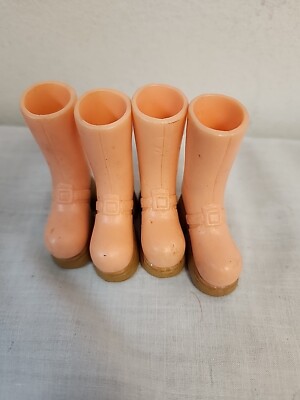 BRATZ DOLL LOT MGA SHOES PINK WINTER BOOTS WINTERTIME WONDERLAND YASMIN 2 pair