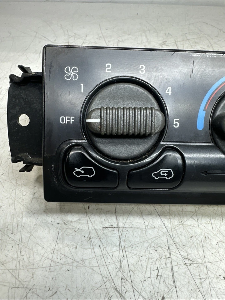 ✅ 00 2001 2002 Chevy Suburban Tahoe Silverado GMC Yukon controle climático          - Imagem 3 de 4