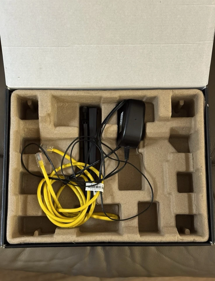 Router WiFi Inteligente NIGHTHAWK AC2600 Modelo # R7450 Procesador Doble Núcleo MU-MIMO Foto 4 de 4