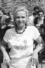 Pamela Stephenson from Not Nine O'Clock News team helping to launc- Old Photo Pamela Stephenson from Not Nine O'Clock News team helping to launc- Old Photo