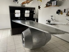 Flugzeug Bar ; Bordwand; Tragfl&auml;che; Turbine; Einzelst&uuml;ck
