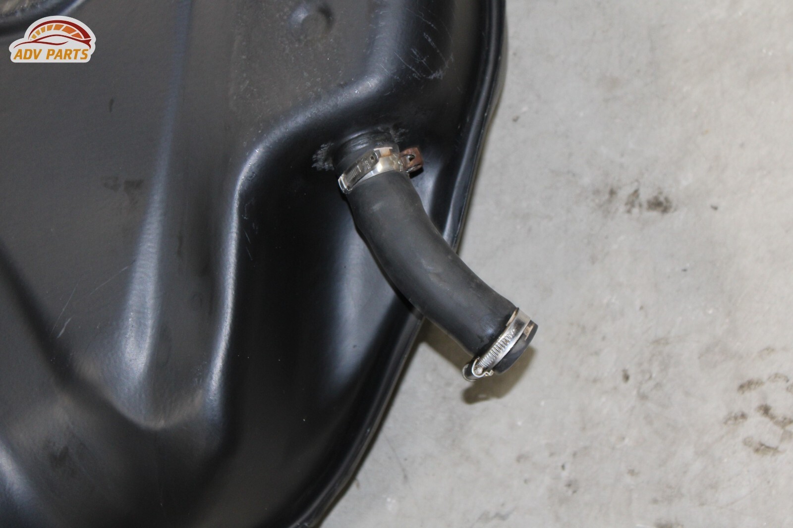 2017 - 2020 MASERATI LEVANTE 3.0L FUEL GAS TANK RESERVOIR OEM