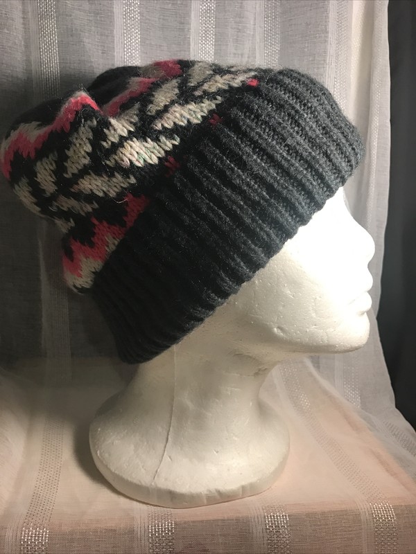 Woman’s American Eagle Outfitters Beanie Knit Hat Cap OS Unisex Grey Pink White