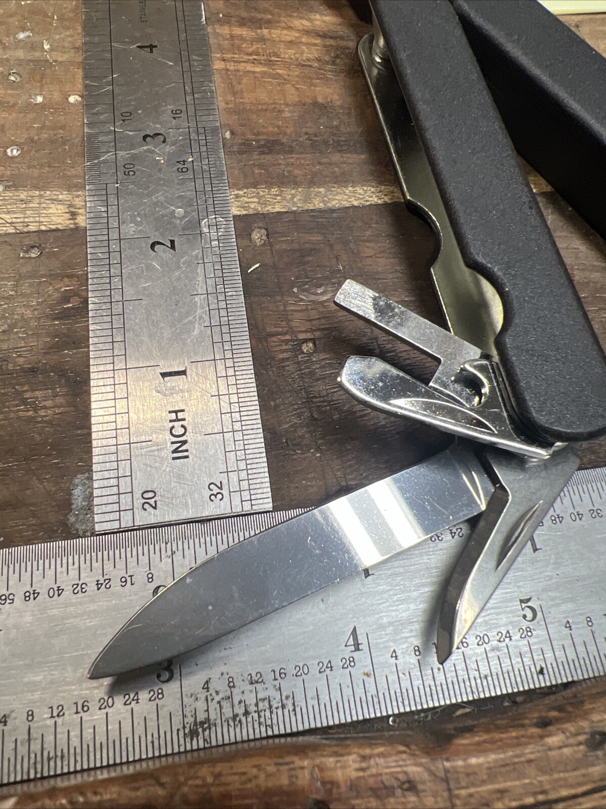 Multitool Stainless Steel  - Black Handles - Pocket Knife - Unbranded