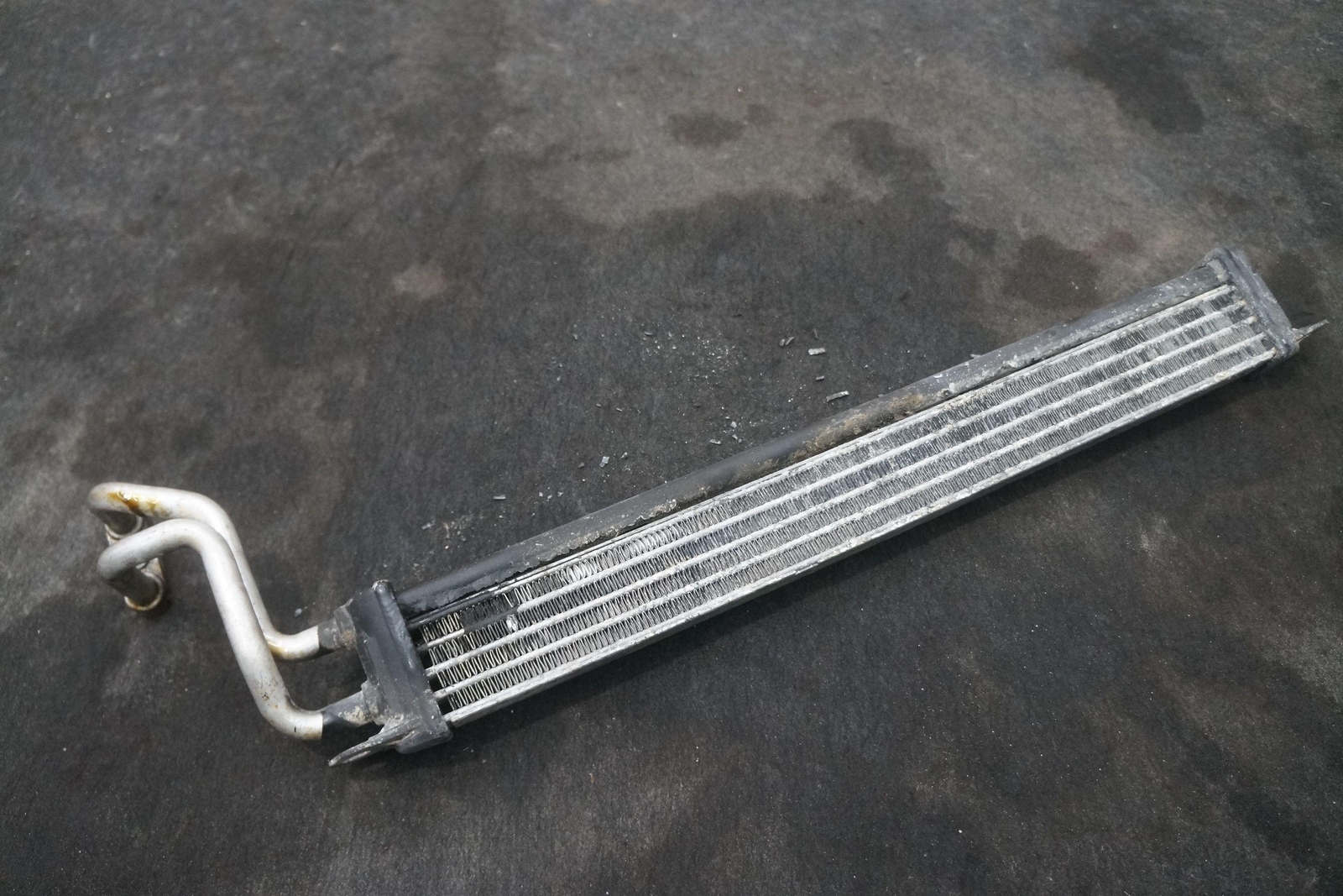 Engine Oil Cooler Radiator 17217519190 OEM Rolls Royce Phantom 2004