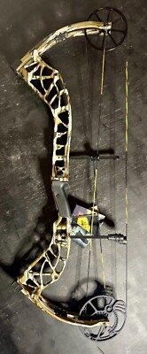 Bear Archery THP Adapt2 70 pound Right Hand Bottomland New